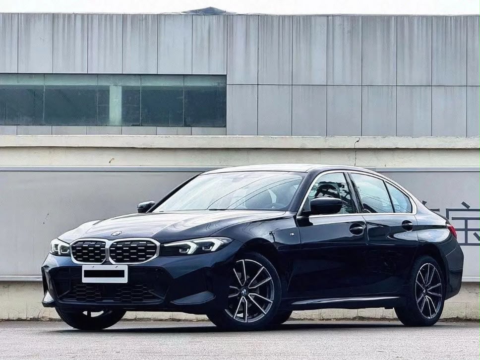 BMW 325i M Sport Package 2025 imported from China to Saudi Arabia