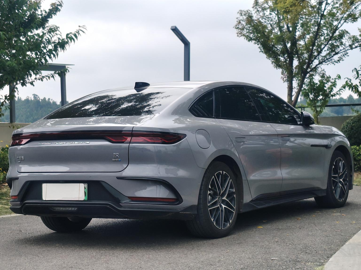BYD HAN EV 2026 imported from China to Saudi Arabia — interior