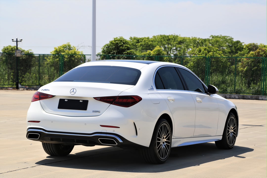 Benz C260L photo 4