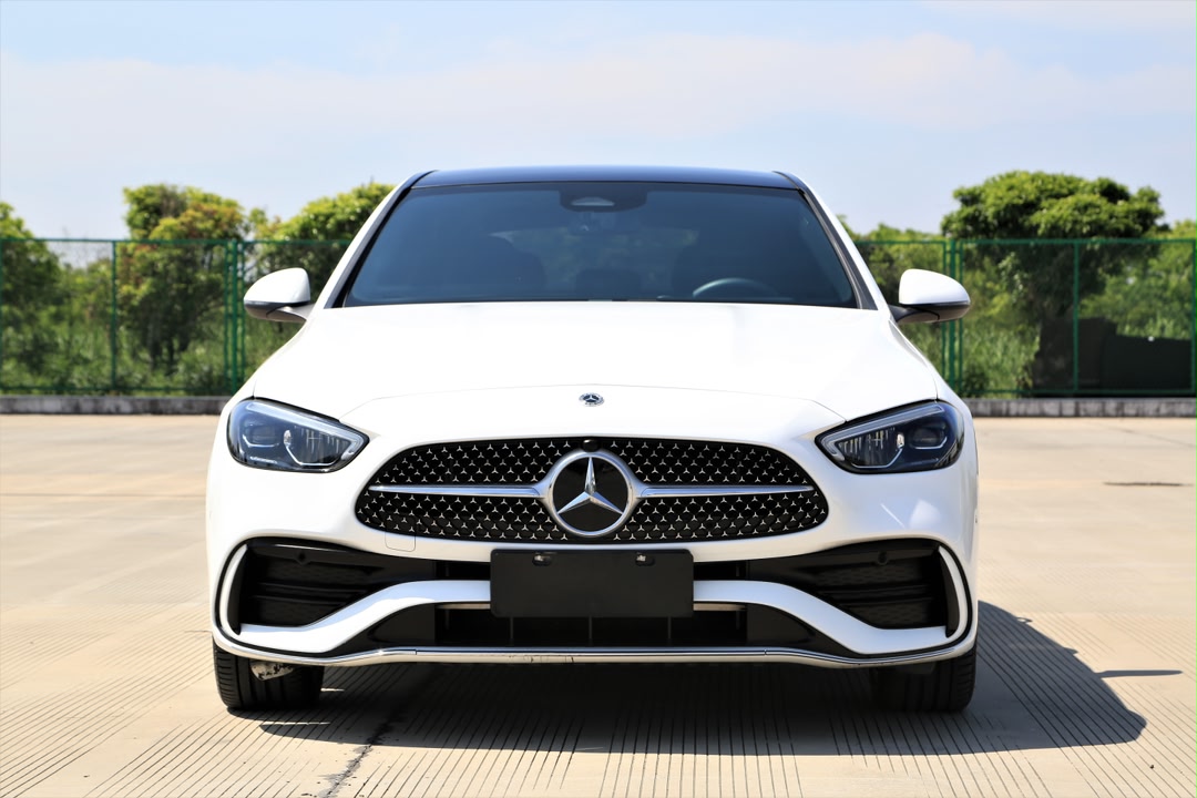 Benz C260L photo 2