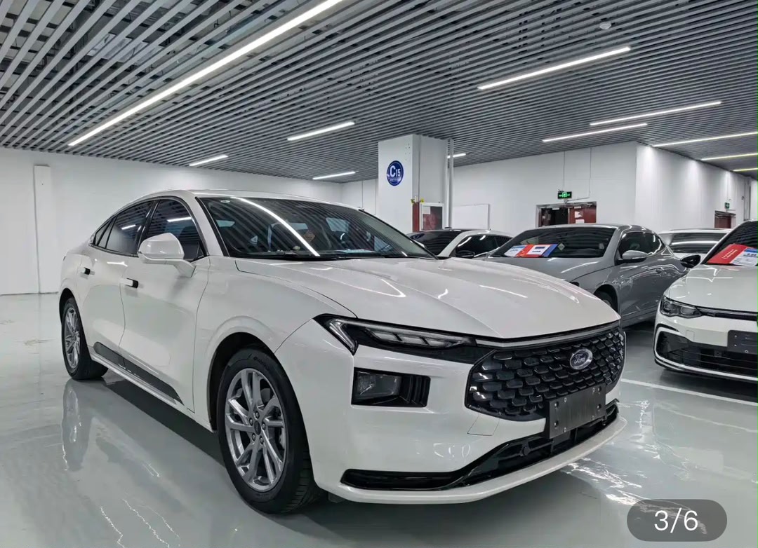 Ford Taurus 1.5T
