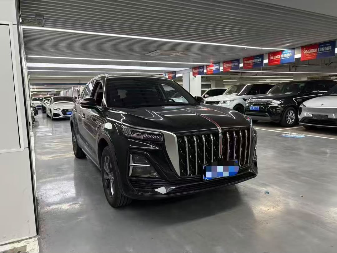HONGQI HS5 Deluxe Pro 2025 imported from China to Saudi Arabia — rear view