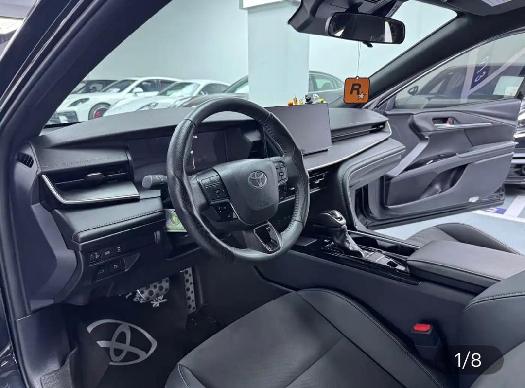 TOYOTA CAMRY 2025 imported from China to Saudi Arabia — interior